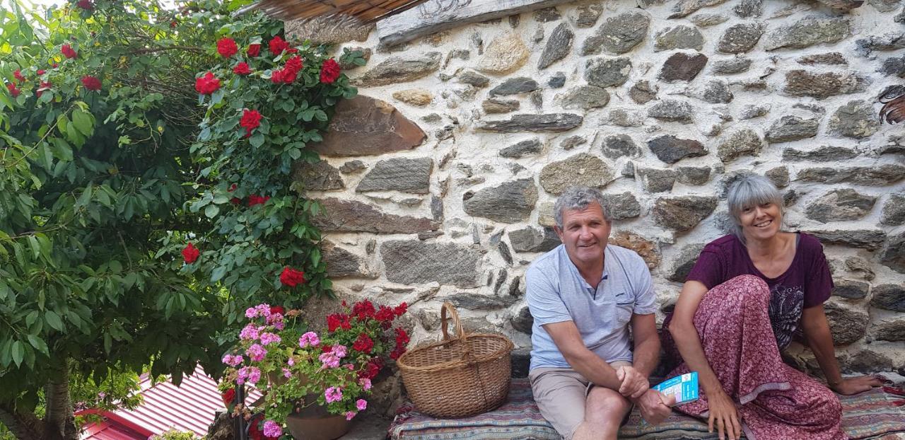 Bed and Breakfast Les Toits Rouges - Le Luxe De La Simplicite Au Bout Du Sentier Saint-Étienne-de-Tinée Zewnętrze zdjęcie