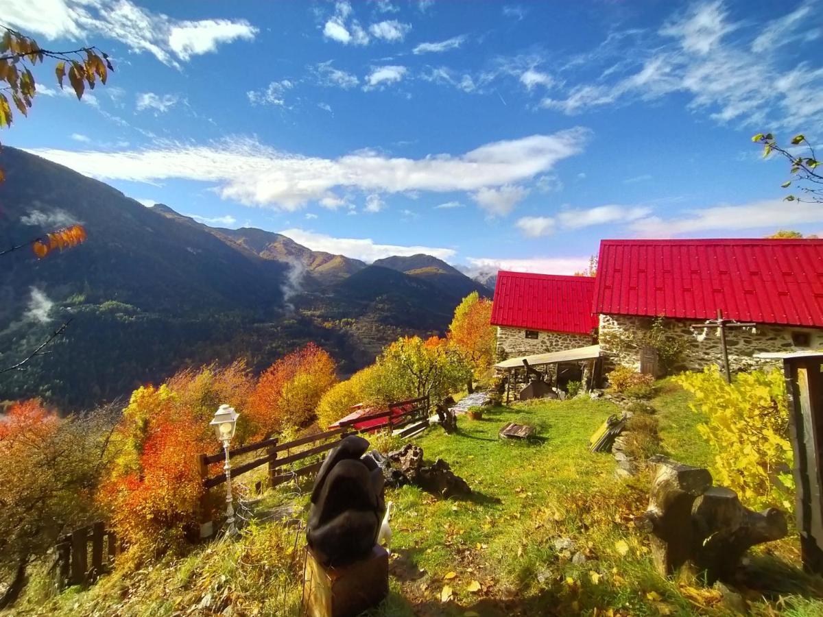 Bed and Breakfast Les Toits Rouges - Le Luxe De La Simplicite Au Bout Du Sentier Saint-Étienne-de-Tinée Zewnętrze zdjęcie