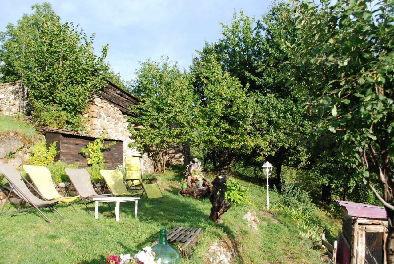 Bed and Breakfast Les Toits Rouges - Le Luxe De La Simplicite Au Bout Du Sentier Saint-Étienne-de-Tinée Zewnętrze zdjęcie